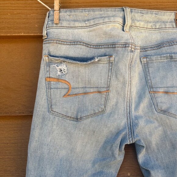 American Eagle Outfitters Stretch Skinny Distressed Light Blue Jeans Size 2 - Picture 12 of 13